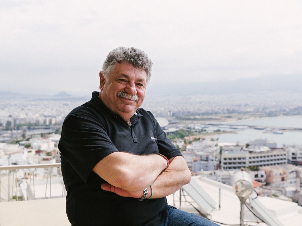 O Λευτέρης Λαζάρου του Βαρούλκου Seaside