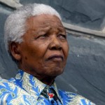 Στις 11 Φεβρουαρίου του 1990 απελευθερώνεται ο Νέλσον Μαντέλα