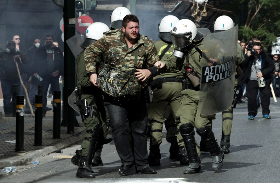 Óõãêñïýóåéò ìåôáîý Êñçôéêþí áãñïôþí êáé ÌÁÔ óôï õðïõñãåßï Ãåùñãßáò