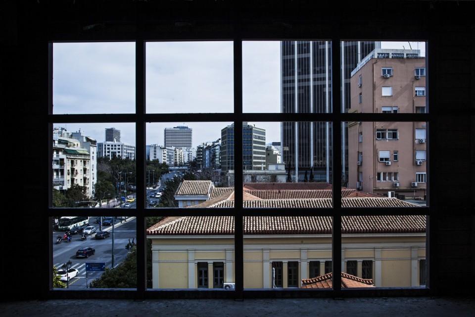 ÅãêáôáëåëåéììÝíï êôßñéï óôçí ëåùöüñï Âáóéëßóóçò Óïößáò, ÁèÞíá, ÌÜñôéïò 2015