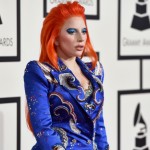 Δείτε το performance – φόρο τιμής στον David Bowie της Lady Gaga