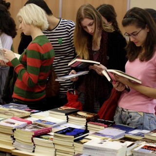 10 βιβλία που πρέπει να διαβάσεις πριν κλείσεις τα 30