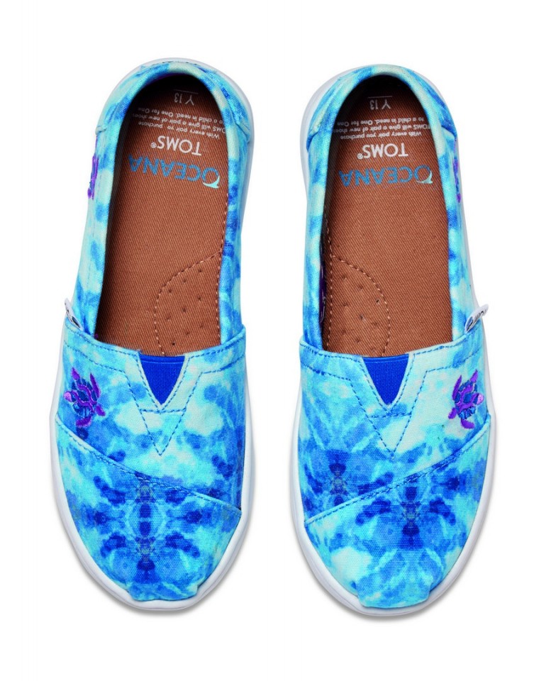 10008403_WatercolorTurtlesYouthClassic_T