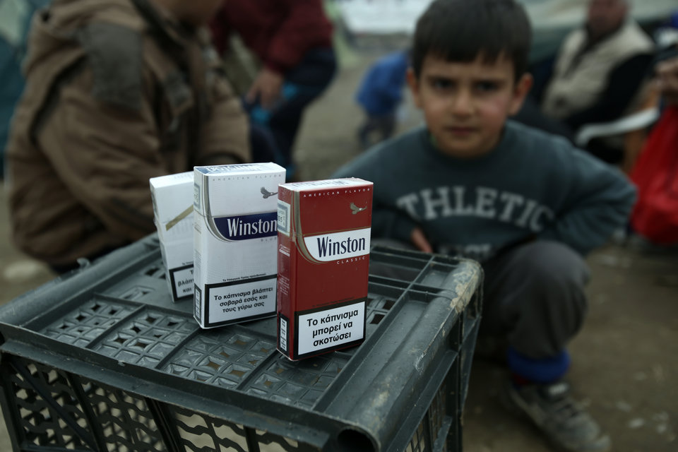 Τσιγάρα προς πώληση στην Ειδομένη