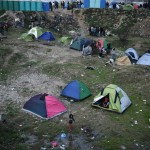 «Κλείνοντας τα σύνορα κλείνουμε μέσα και τον εχθρό μας», ανέφερε η κυβερνητική εκπρόσωπος