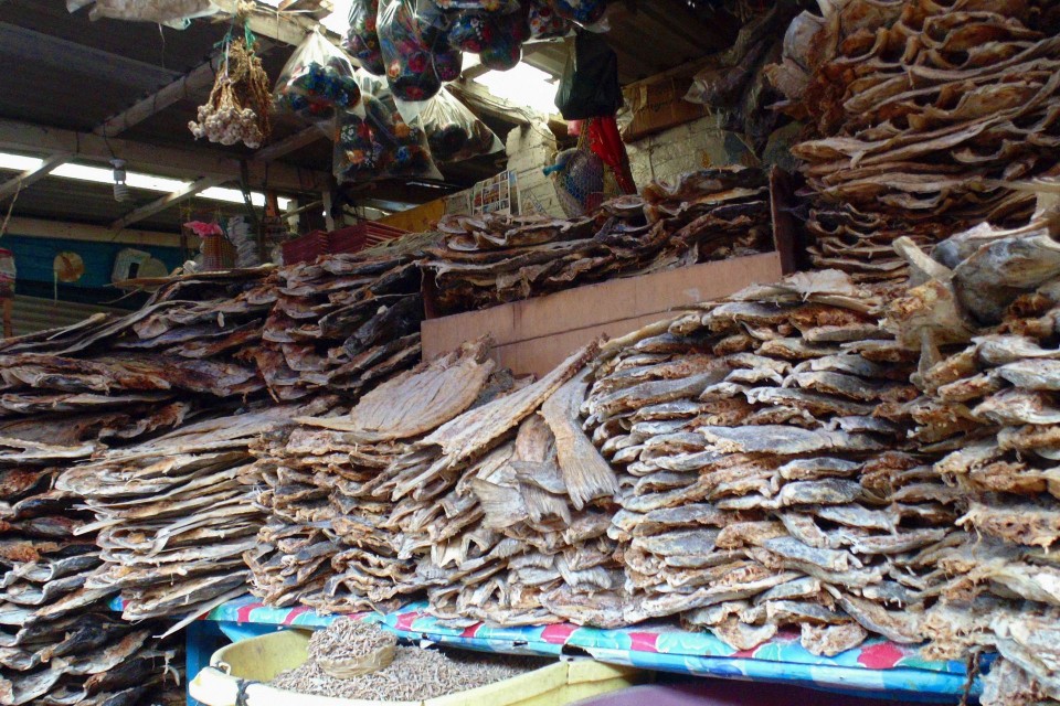 Παστά ψάρια -Δημοτική αγορά. 