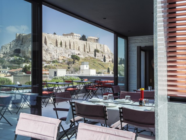 Μodern Restaurant – Υψηλή γαστρονομία με την Ακρόπολη στο πιάτο