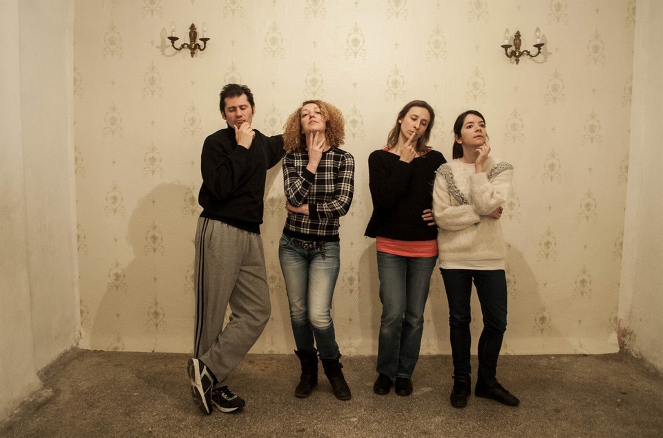 Τα μέλη της χορευτικής ομάδας "Αμάγαλμα'": Τίμος Ζέχας, Μαρία Γοργία, Σάνια Στριμπάκου και Μυρτώ Δελημιχάλη. 