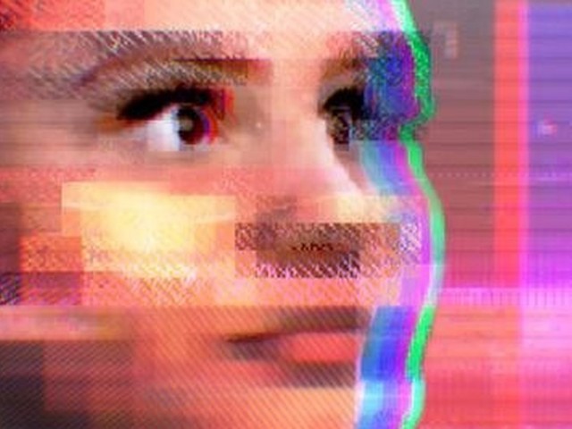 Πώς η Microsoft «σκότωσε» μια σεξομανή έφηβη που συμπαθούσε τον Χίτλερ;