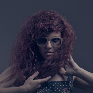 Τα ξύλινα γυαλιά της Double O Sunglasses θα γίνουν το αγαπημένο σου αξεσουάρ φέτος το καλοκαίρι