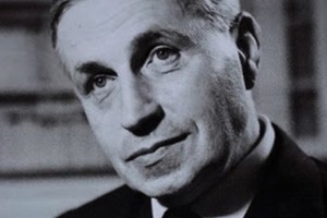 Ονειρευόμουν ν’ αγγίξω, του Ζωρζ Μπατάιγ