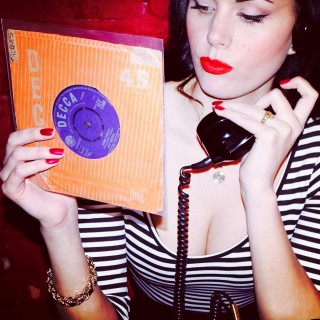 Vinyl is Back με 90s και David Bowie !