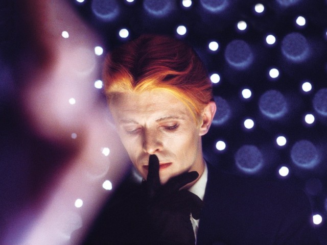 Αυτές τις 9 φωτογραφίες του David Bowie από τα 70s, δεν τις έχετε ξαναδεί