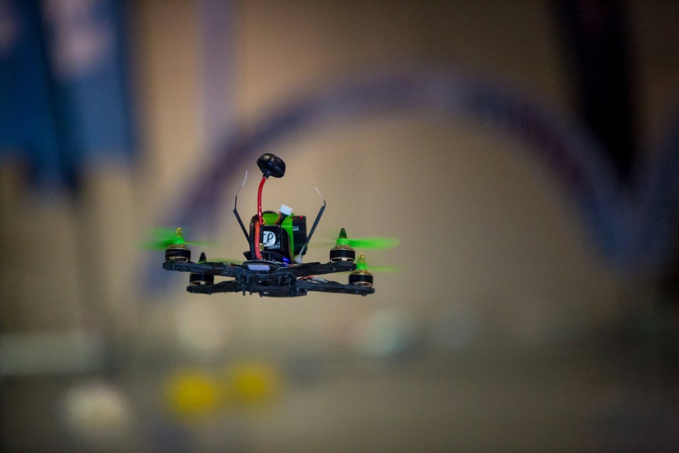 drone-racing-superJumbo