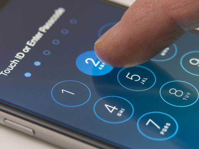 Πόσα εκατομμύρια πλήρωσε το FBI για να «σπάσει» ένα iPhone;