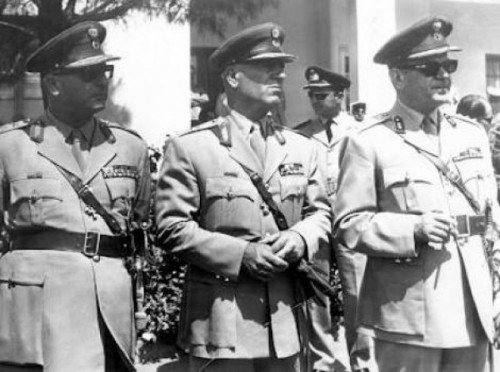 Στις 21 Απριλίου του 1967 γίνεται πραξικόπημα και επιβάλλεται η «Χούντα των Συνταγματαρχών»
