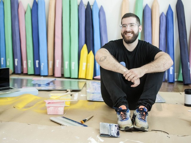 Πολύχρωμος «βανδαλισμός» από τον The Dreamer στα πλαίσια του Occupy Atopos