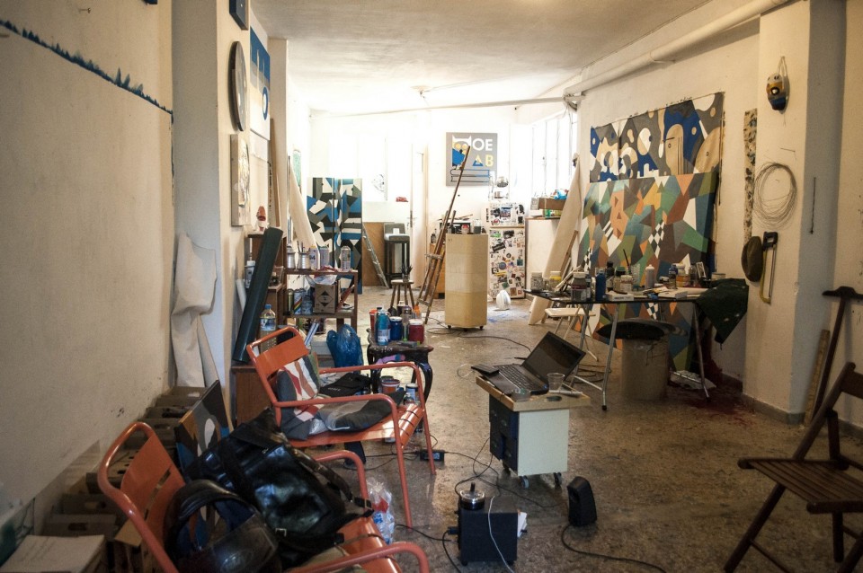 Chaos in order στο υπόγειο της Σαρρή