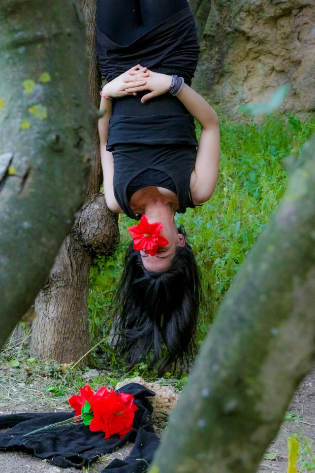 «Επιθυμία μας είναι ο καθένας μας να ενσωματωθεί  σε αυτό το τοπίο, να αποδεσμεύσει την αισθαντική του ικανότητα, να χαρεί,  να θυμώσει, να συγκινηθεί»