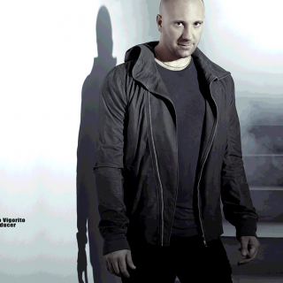 Ένας θρύλος της techno που εμπνέεται από την κλασική ναπολιτάνικη μουσική