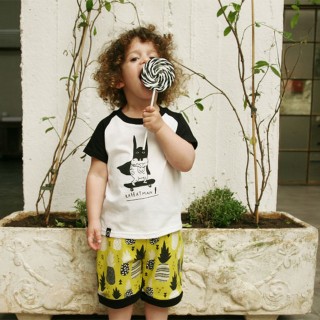 Tα Τhe Loops είναι μια σειρά παιδικών ρούχων εμπνευσμένη από την αστική αισθητική