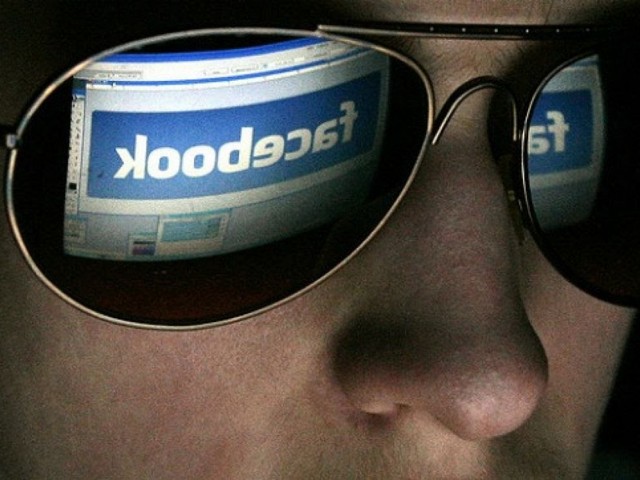 Το Facebook μας αναγκάζει να βλέπουμε τις διαφημίσεις, ακόμα και αν έχουμε ad-block