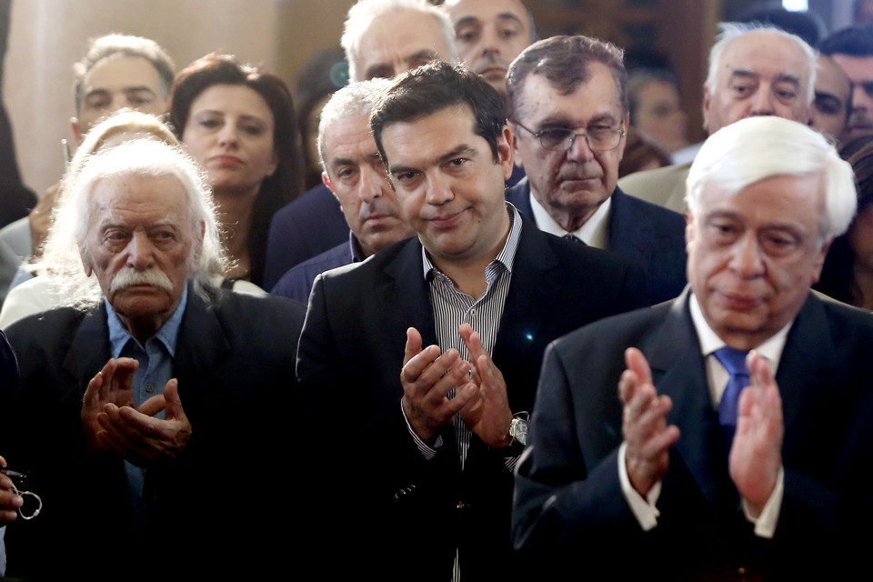 Åãêáßíéá Ýêèåóçò ðïõ äéïñãáíþíåé ôï ºäñõìá ôçò ÂïõëÞò ãéá ôçí ðñïóùðéêÞ êáé ðïëéôéêÞ äéáäñïìÞ ôïõ ÁíäñÝá ÐáðáíäñÝïõ, áðü ôï 1919 Ýùò ôï 1996, ôçí ÐÝìðôç 23 Éïõíßïõ 2016, óôï ÷þñï ôïõ Ðåñéóôõëßïõ ôçò ÂïõëÞò.