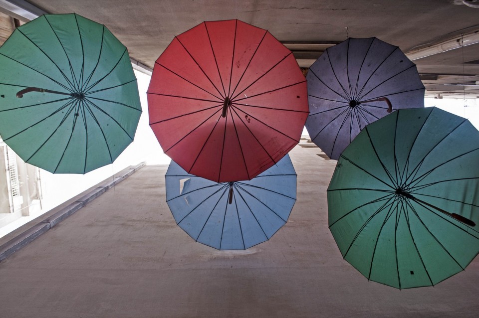 Βρέχει ομπρέλες!