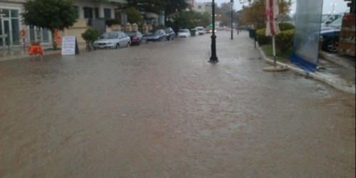 Πλημμύρες στην Κέρκυρα από τα έντονα καιρικά φαινόμενα που έπληξαν την περιοχή