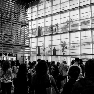 Ώρα για φωτογραφία. Εγκαίνια του Athens Photo Festival 2016 στο μουσείο Μπενάκη.