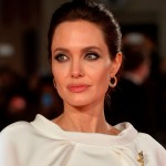 Διαζύγιο εντός του 2018 θέλει η Αντζελίνα Τζολί