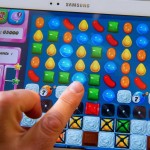 Μπορούν οι διαφημίσεις σε παιχνίδια και εφαρμογές να κάνουν τα μικρά παιδιά υπερκαταναλωτικά;