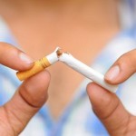 Επτά στους δέκα Έλληνες δεν καπνίζουν