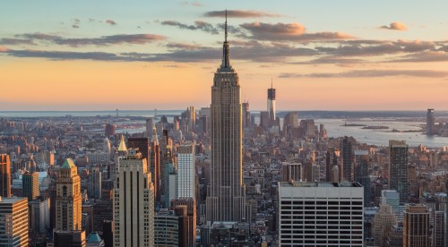 Γιατί ερημώνει το κέντρο της Νέας Υόρκης