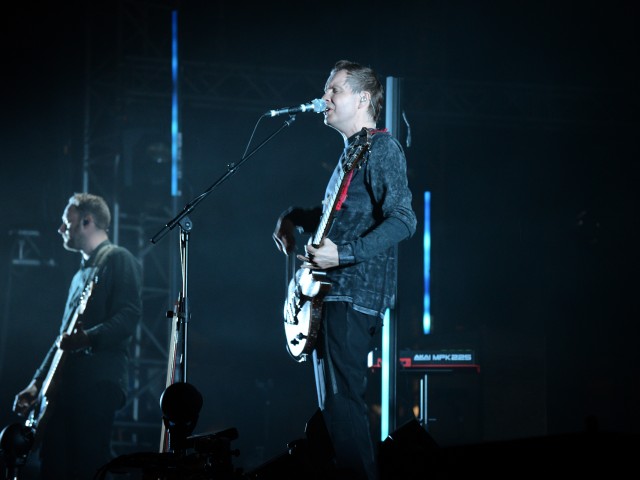 Release Athens Day 4: Ισλανδική μέθεξη υπό βροχή