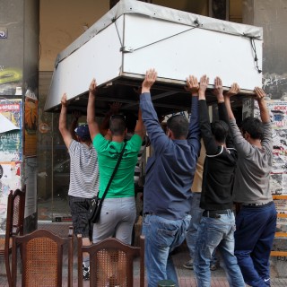 Κάποτε ένας ρακοσυλλέκτης βρήκε το πρώτο Σύνταγμα της Ελλάδας στα σκουπίδια