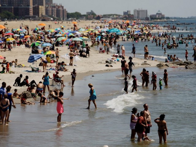 Νέα Υόρκη: Τα μπάνια του λαού στο Μπρούκλιν