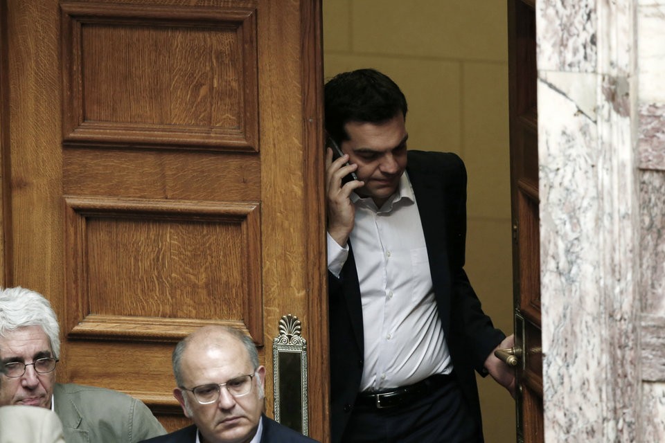Ο Αλέξης Τσίπρας στη Βουλή. 