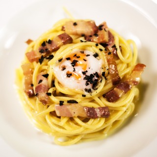 Fuga: Πώς να δειπνήσεις σαν Ιταλός στην καρδιά ενός κήπου