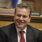 Την έκδοση σύνταξης σε ένα μήνα προανήγγειλε ο υφ. Εργασίας Τάσος Πετρόπουλος