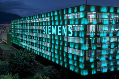 Siemens: Το μπάχαλο οδηγεί σε παραγραφή των αδικημάτων