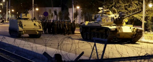 Επιβλήθηκε στρατιωτικός νόμος στην Τουρκία