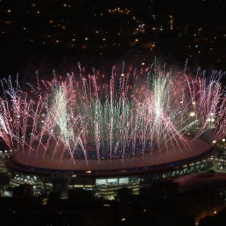 Ζιζέλ και πράσινοι Κύκλοι χθες το βράδυ στο Ρίο!
