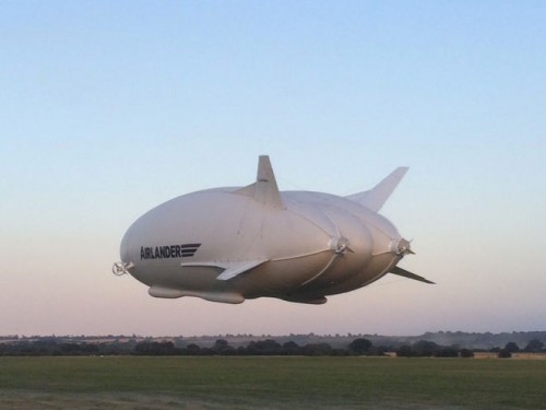 Airlander: Ο γίγαντας των ουρανών έκανε το παρθενικό του ταξίδι