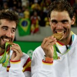 Γιατί οι Ολυμπιονίκες δαγκώνουν τα μετάλλιά τους;