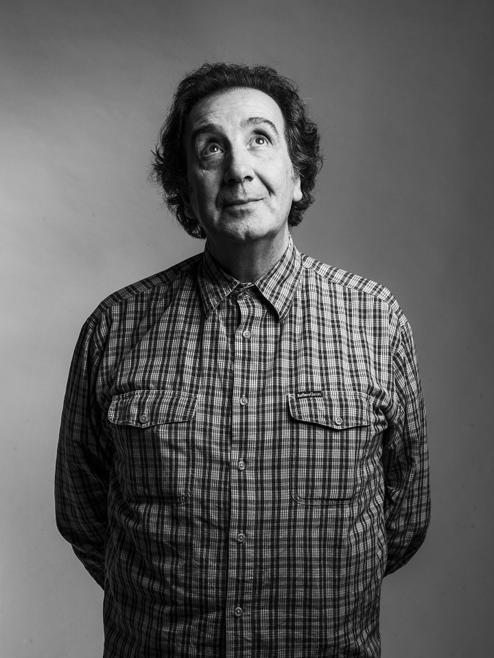 Áããåëïò Ðáðáäçìçôñßïõ, çèïðïéüò,ôñáãïõäéóôÞò êáé åéêáóôéêüò, ÁèÞíá, Áýãïõóôïò 2016