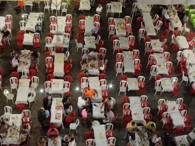 Το παζάρι Αλμυρού