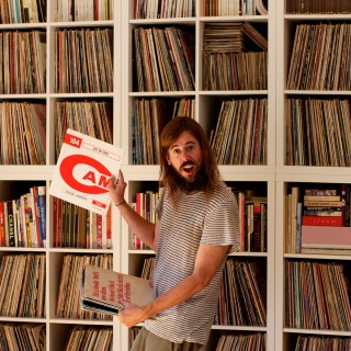 Lovefingers: Το Χρυσό Παιδί της Μπλογκόσφαιρας