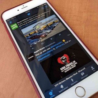 Τι είναι το night mode του Twitter και γιατί μας αρέσει;