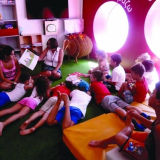 Γίνε εξερευνητής του κόσμου με την Εθνική Βιβλιοθήκη της Ελλάδας